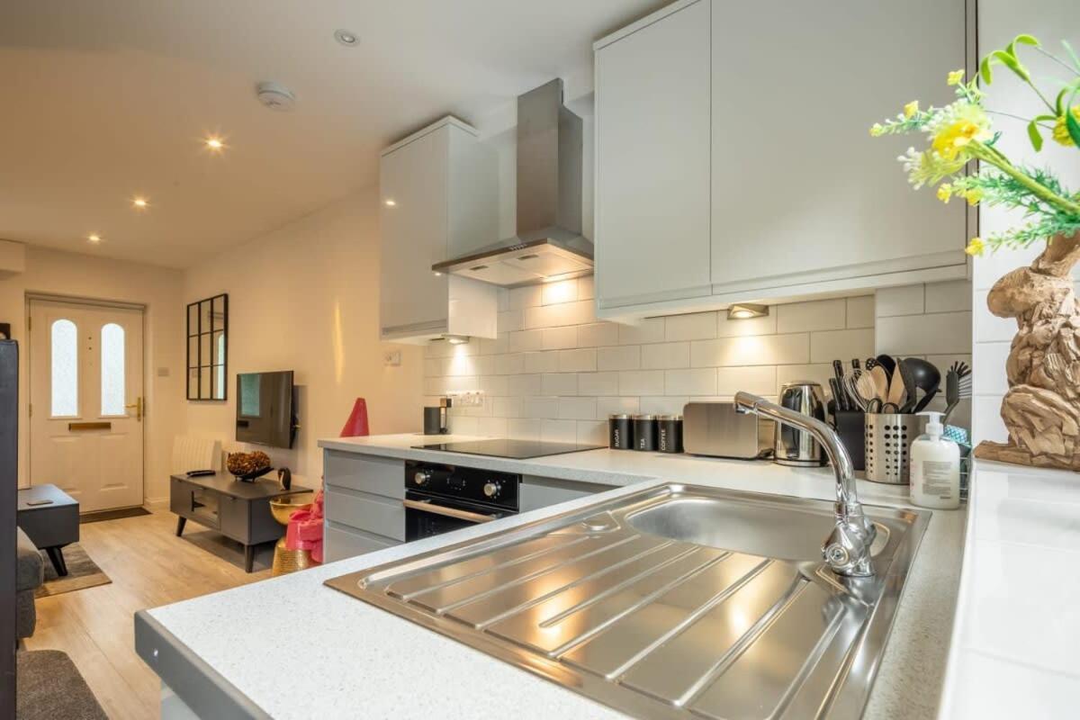 Delightful Central Duplex - 2 Mins To Station CBG Exterior foto